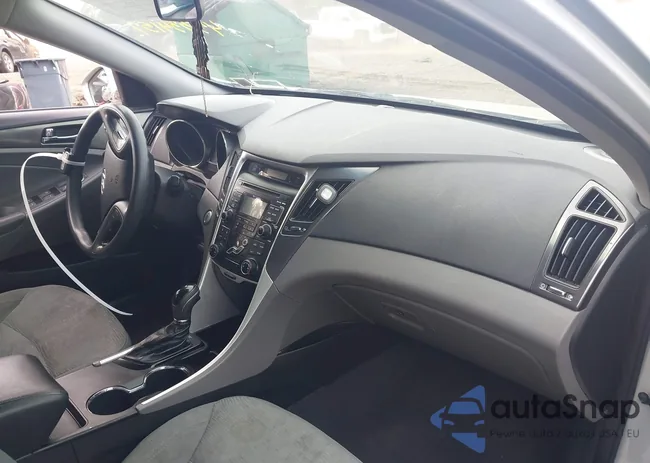 KMHEC4A43BA005787: 43334157