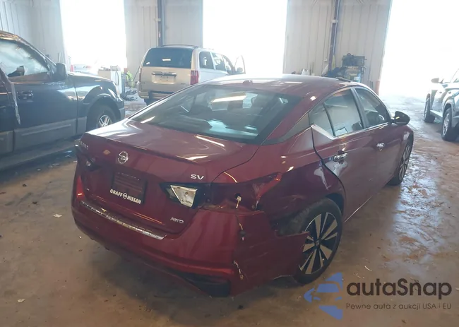 1N4BL4DW8NN357044: 43334209