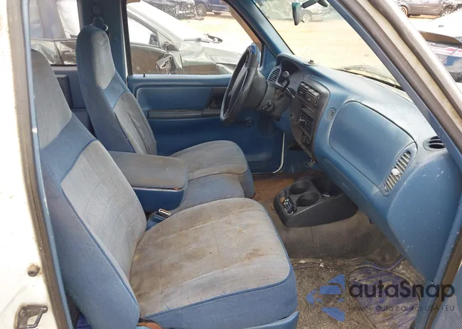 1FTCR14UXSTA54591: 43333291