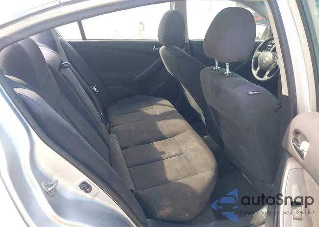 1N4AL2AP9CN499140: 43333328