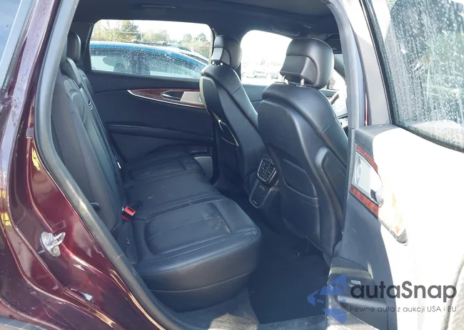 2LMPJ8LP3KBL56902: 43333353