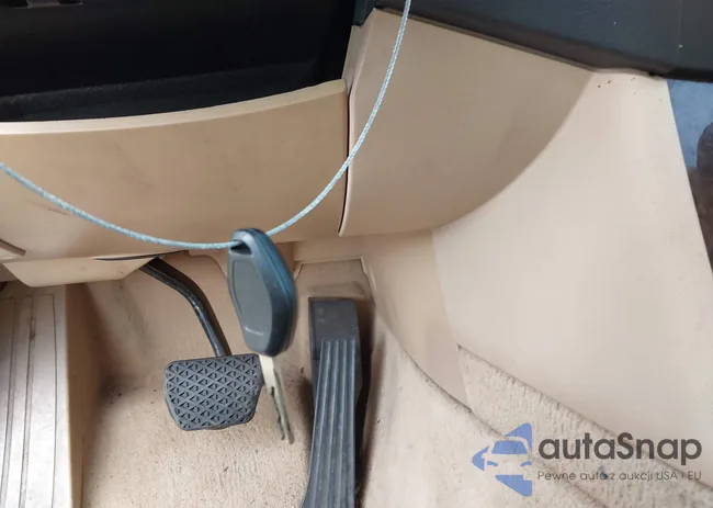 WBANE53516CK83251: 43333417