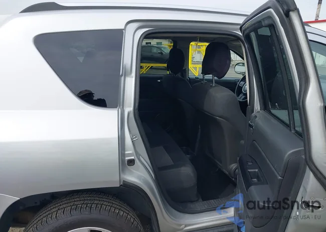 1C4NJCBAXCD518642: 43333626