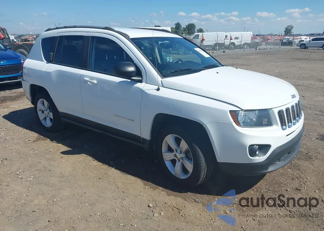 1C4NJCBA1GD743148: 43334782