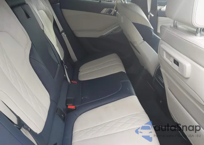 5UXCY6C0XM9G02539: 43334788