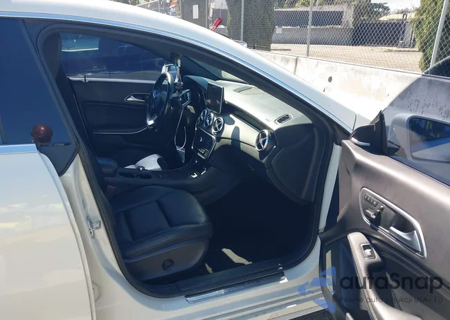 WDDSJ4EB5FN251623: 43335111