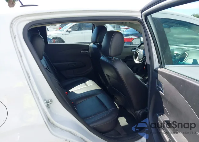 1G1JE6SB4G4159056: 43335198