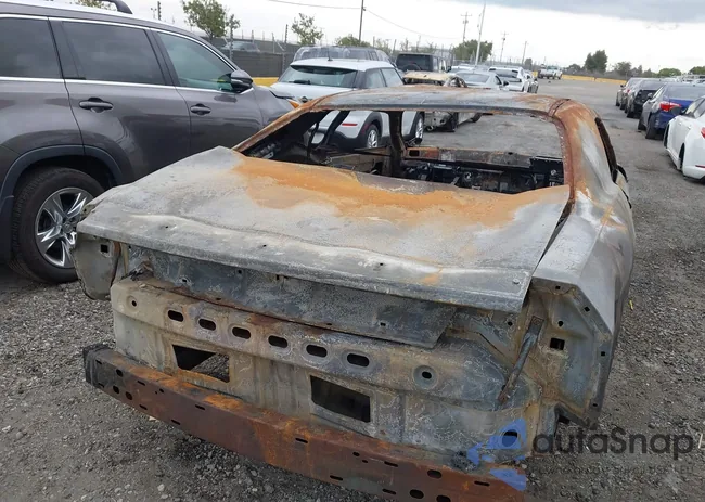 2C3CDYBT7DH524565: 43334434