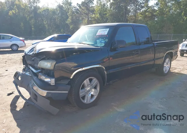 2GCEC19V651204976: 43334444