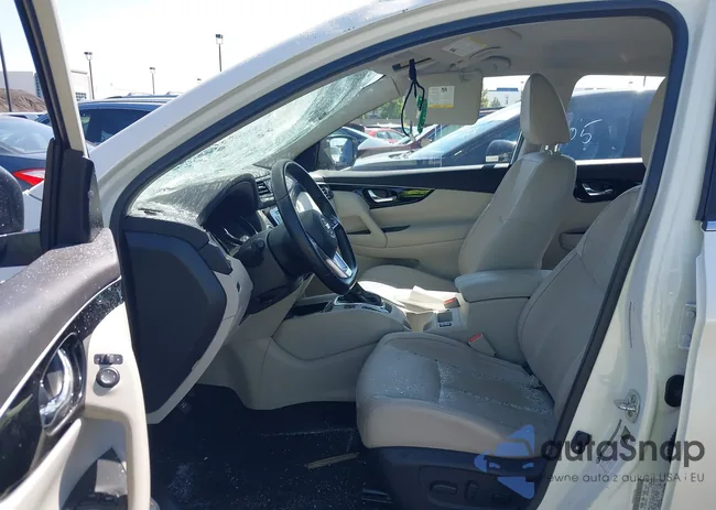 JN1BJ1CP4JW500944: 43334471