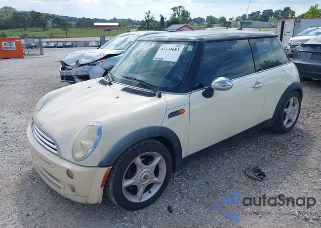 WMWRC33526TK64879: 43334683