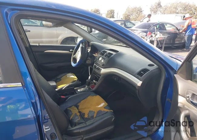 JH4CL96844C044611: 43335711