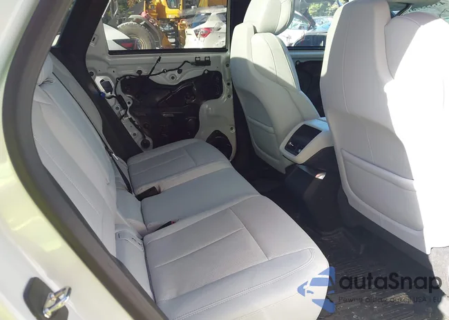 1GYKPTRL3RZ104780: 43335781