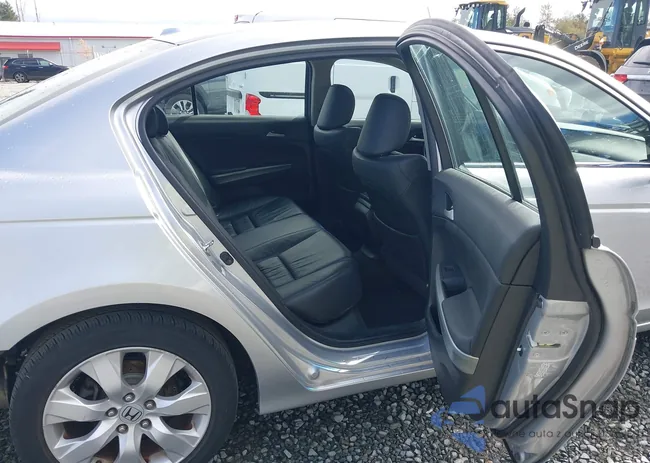 1HGCP26869A000787: 43335983