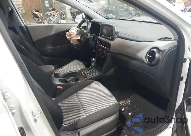 KM8K2CAA7MU701074: 43336195