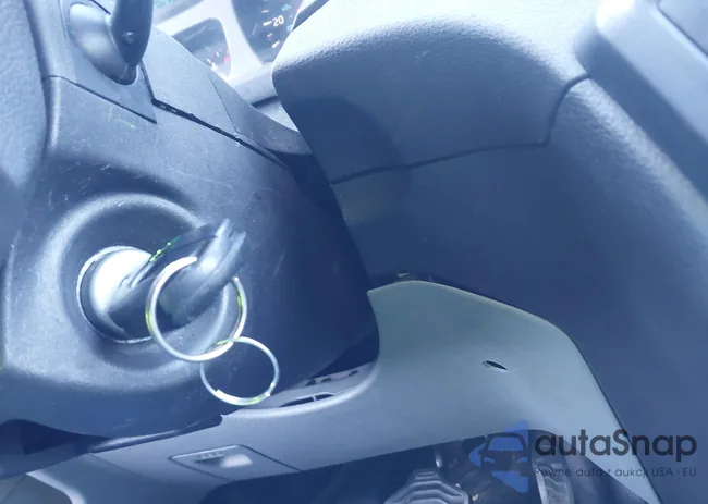 1FTYR3XM8GKB45515: 43335291