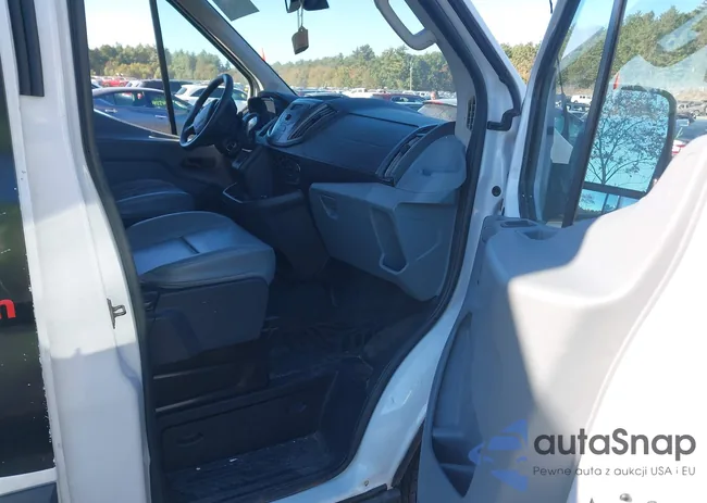 1FTYR3XM8GKB45515: 43335291