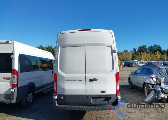 1FTYR3XM8GKB45515: 43335291