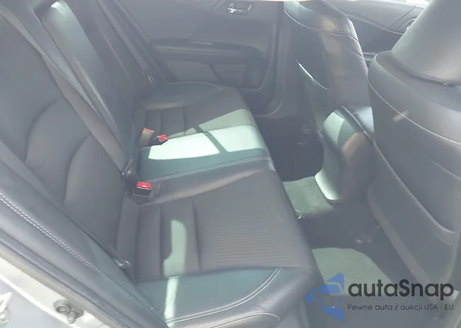 1HGCR2F58HA224464: 43335297