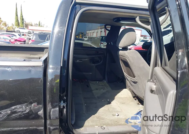 2GCEK13Z371108336: 43335357