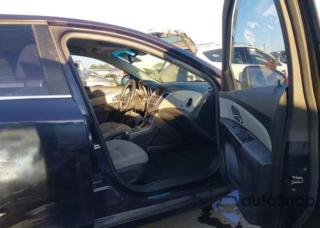 1G1PC5SB0E7306270: 43335671