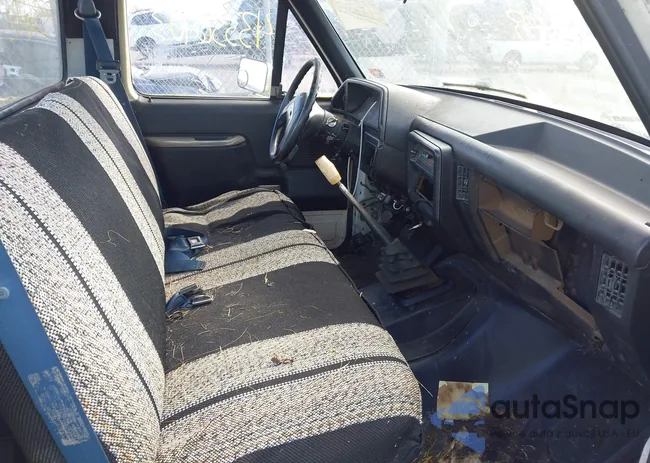 1FTHF36M2PNA42955: 43336403