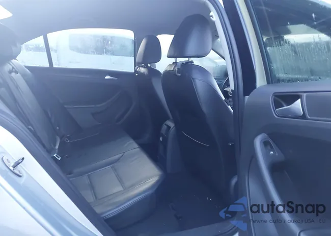 3VWD17AJ6EM362785: 43336639