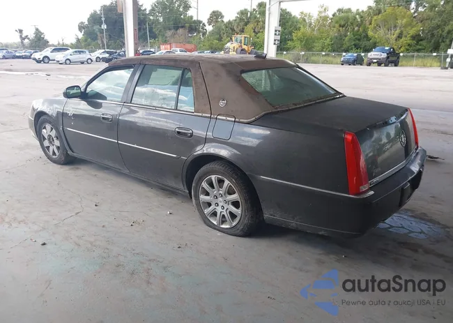 1G6KD57Y49U122004: 43337688