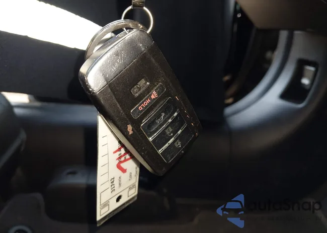 19UDE2F33JA010227: 43338053