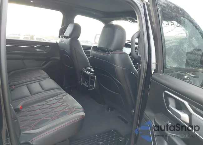 1C6SRFFT7PN543112: 43338138