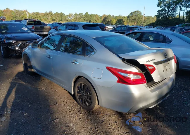 1N4AL3AP0GN351549: 43338151