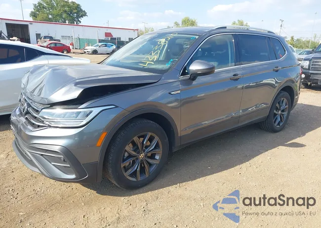 3VV3B7AX2NM161144: 43338210