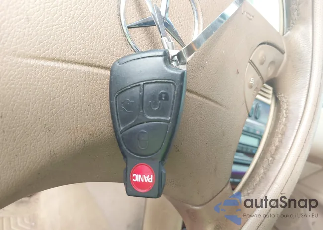 WDBJF70J41X057815: 43338222