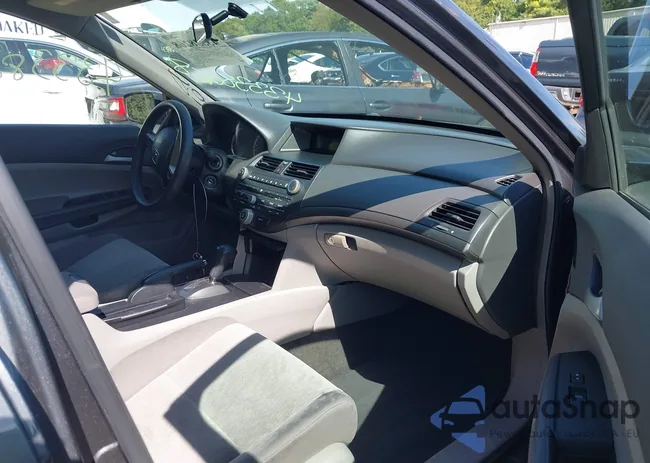 1HGCP26459A177697: 43338268