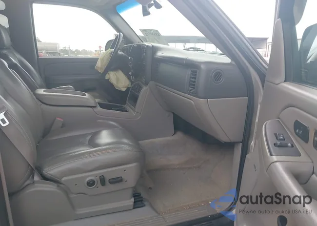 1GNEC13Z25R246040: 43338272