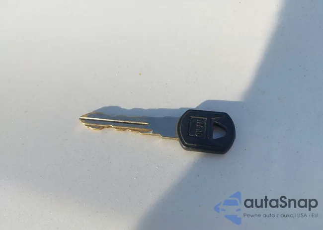 2GCEK19R0W1155118: 43337365