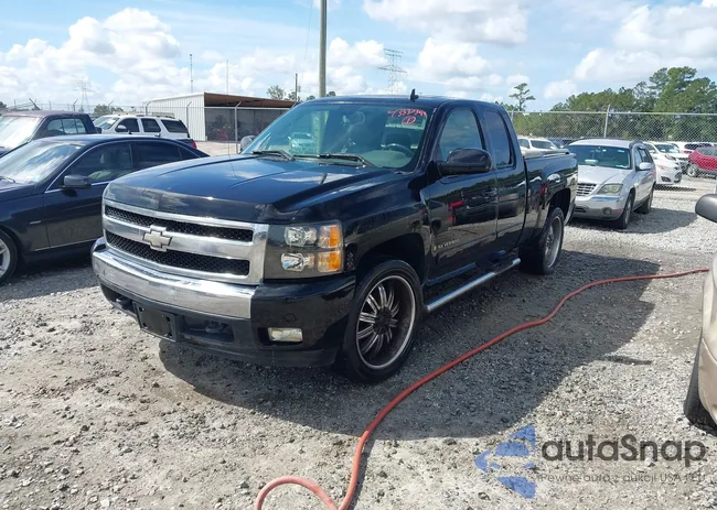 1GCEC19J68Z327329: 43337399