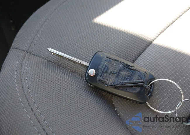 KNDPB3A20C7325799: 43337475