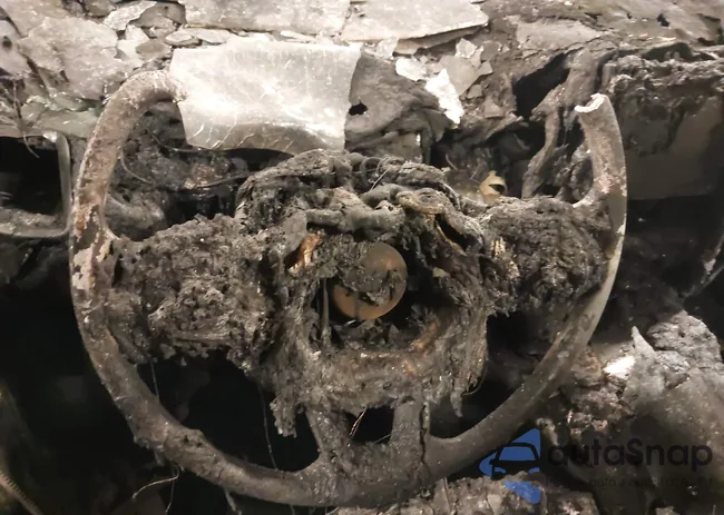 1C4RDJEGXJC397904: 43337482