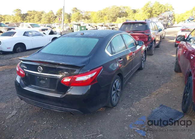 1N4AL3AP1HC278043: 43337617