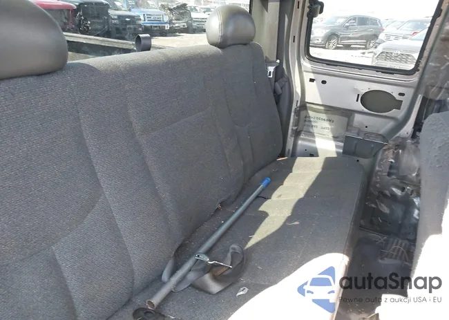 2GCEK19V231168008: 43337680