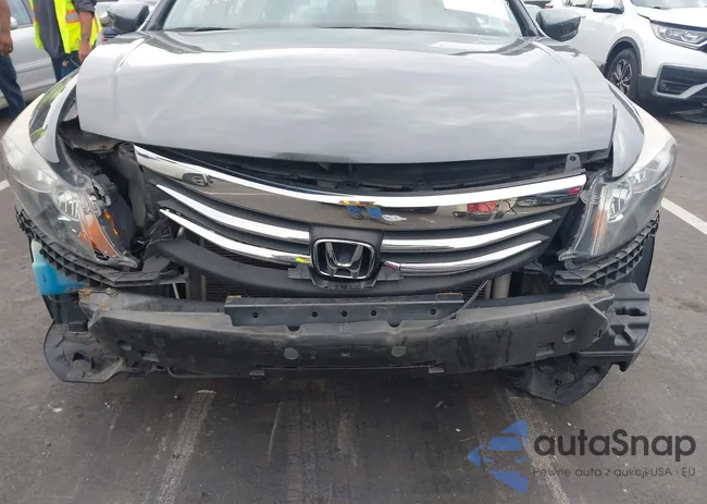 1HGCP2F32CA160600: 43338757