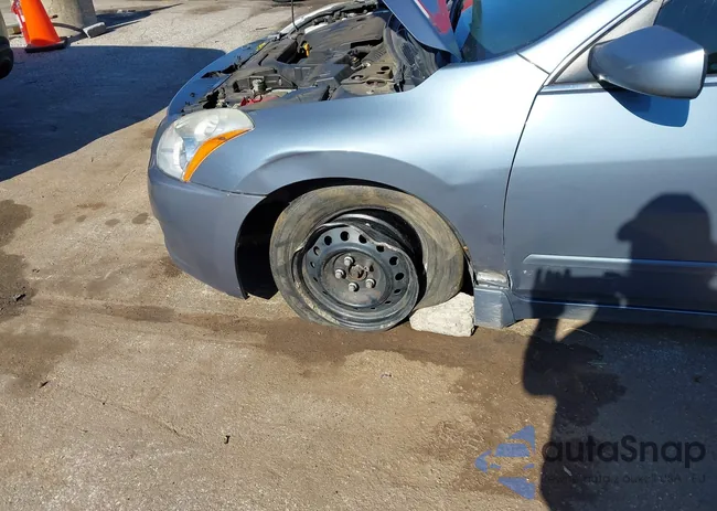 1N4AL2AP4BN433660: 43338767