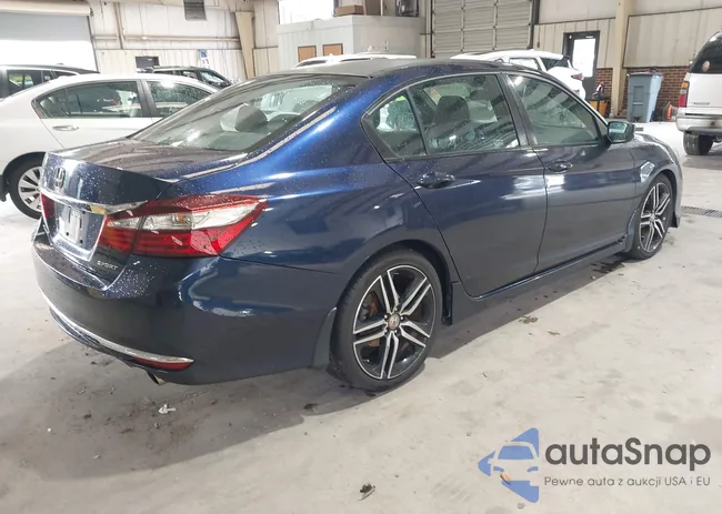 1HGCR2F50GA121683: 43338882