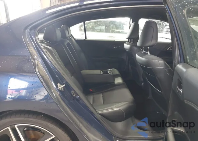 1HGCR2F50GA121683: 43338882