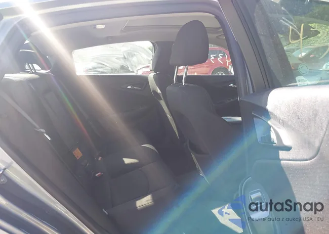 1G1ZD5ST1RF144143: 43338889