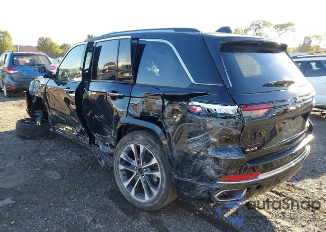 1C4RJHDG6PC613839: 43338927