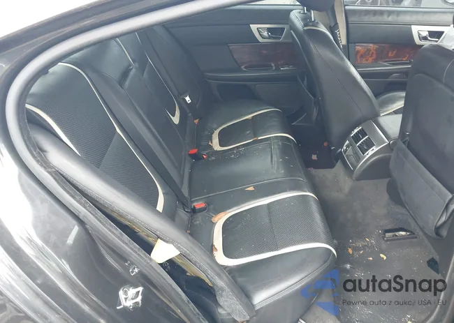 SAJWA0HB7CLS41796: 43338982