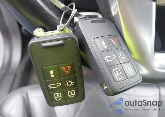 YV1902FH1D2177080: 43338987