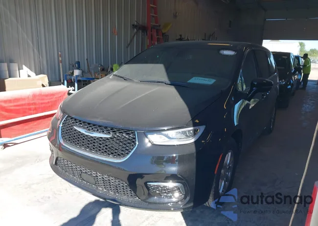 2C4RC1BGXTR173419: 43339040